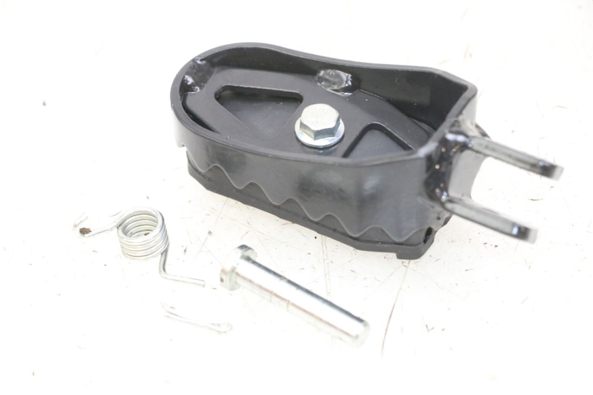 photo de PEDANA ANTERIORE SINISTRA ROYAL ENFIELD SCRAM 411 (2022 - 2024)