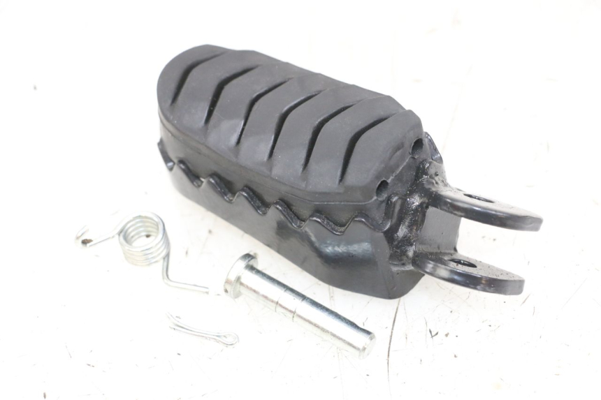 photo de PEDANA ANTERIORE SINISTRA ROYAL ENFIELD SCRAM 411 (2022 - 2024)