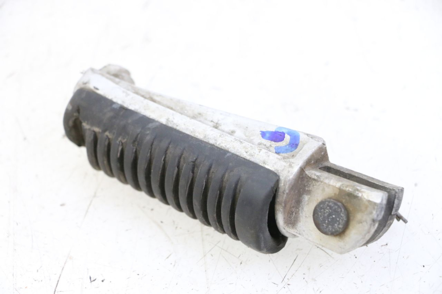 photo de PEDANA ANTERIORE SINISTRA YAMAHA XJN DIVERSION 600 (2000 - 2003)