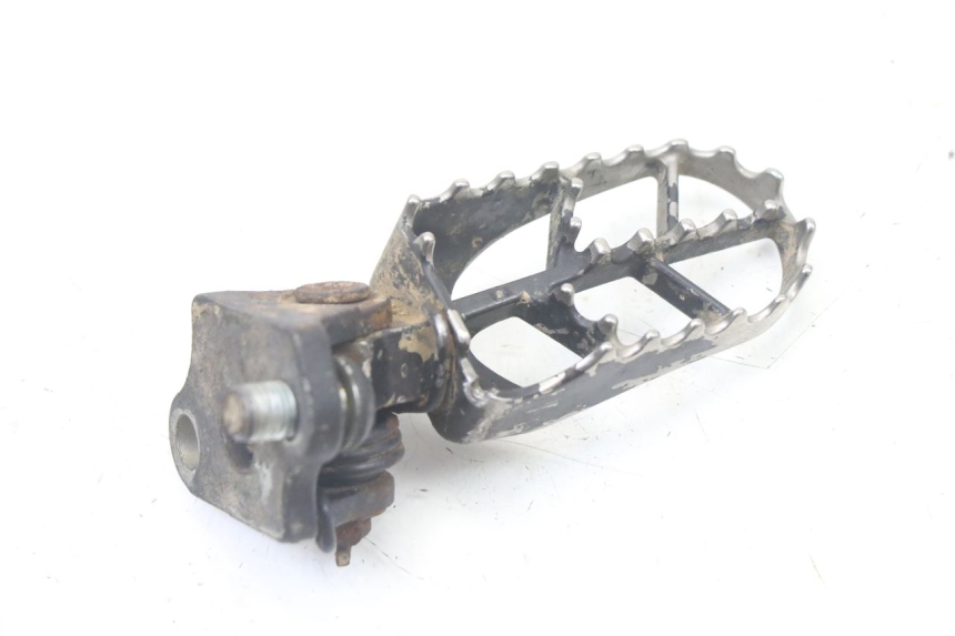 photo de PEDANA ANTERIORE SINISTRA YAMAHA YZ-F YZF 250 (2007 - 2013)