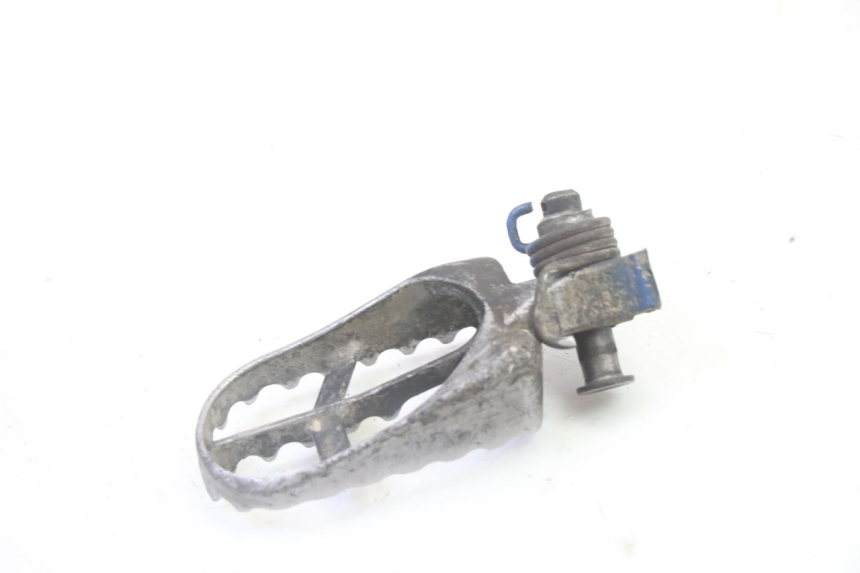 photo de PEDANA ANTERIORE SINISTRA YAMAHA YZ 125 (1998 - 2005)