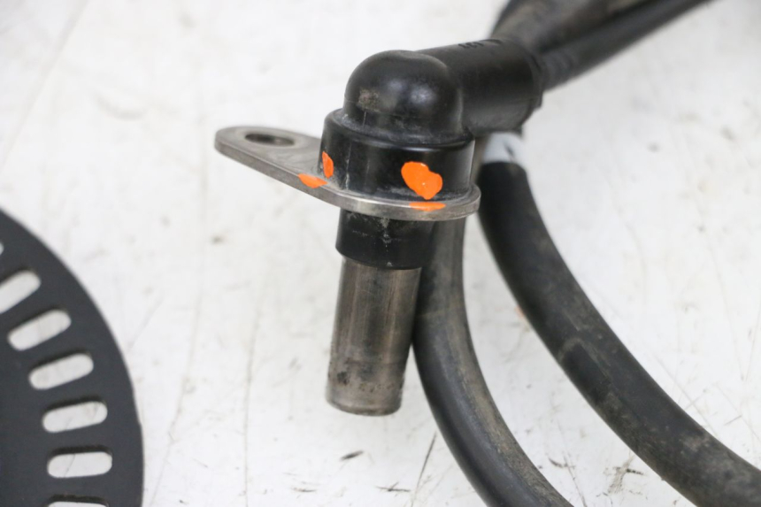 photo de SENSORE ABS POSTERIORE YAMAHA MT-07 MT07 ABS 700 (2018 - 2020) - Dettagli dei punti di fissaggio