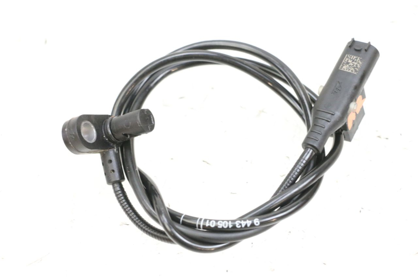 photo de SENSORE ABS POSTERIORE BMW R GS 1250 (2021 - 2024) - Primo piano tecnico