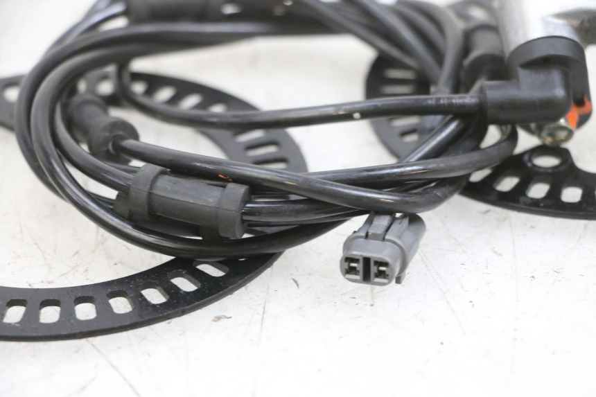 photo de SENSORE ABS POSTERIORE YAMAHA TRICITY 300 (2020 - 2024) - Vista d'insieme del prodotto