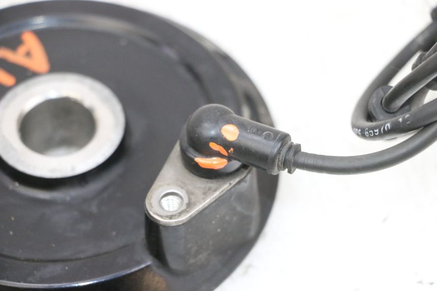 photo de CAPTEUR ABS ANTERIORE YAMAHA FJR ABS 1300 (2006 - 2012) - Vista d'insieme del prodotto