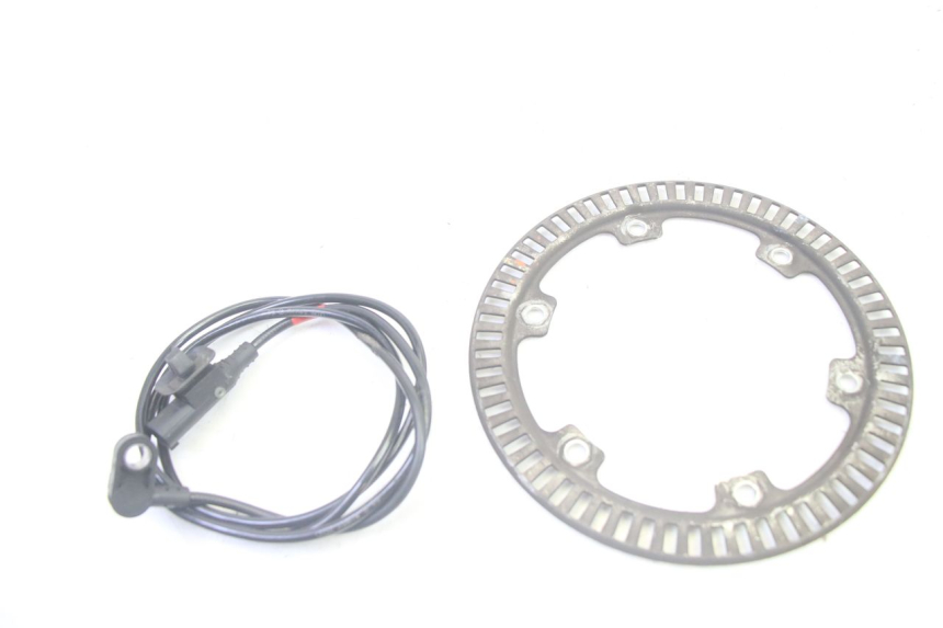 photo de SENSORE ABS ANTERIORE PIAGGIO MP3 500 (2016 - 2018) - Primo piano tecnico