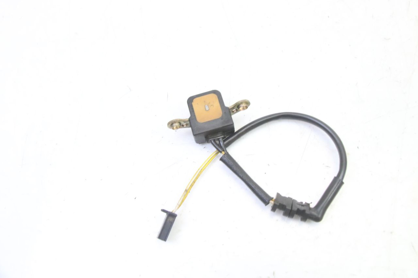 photo de CAPTEUR ACCENSIONE HONDA CBR RR FIREBLADE 900 (1992 - 1994)