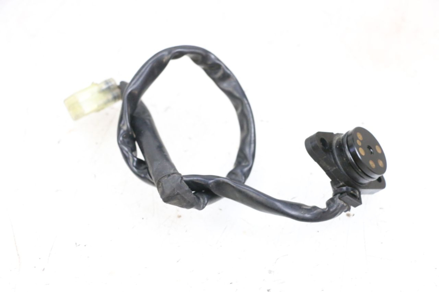 photo de SENSORE DI PUNTO MORTO YAMAHA FJR ABS 1300 (2006 - 2012) - Primo piano tecnico