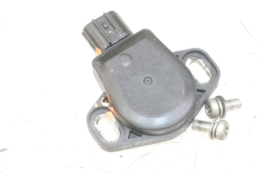 photo de SENSORE TPS HONDA CBF 500 (2004 - 2007)