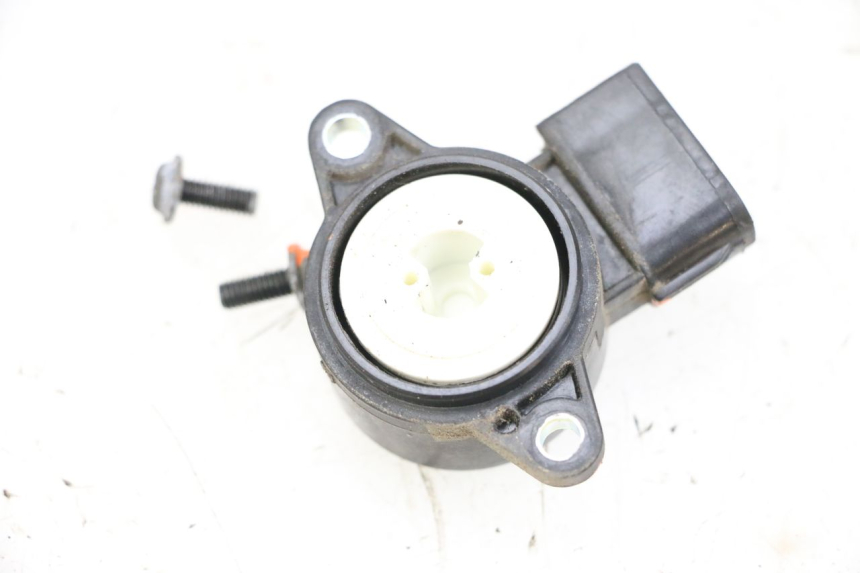 photo de SENSORE TPS YAMAHA X-MAX XMAX 125 (2010 - 2013) - Altra angolazione