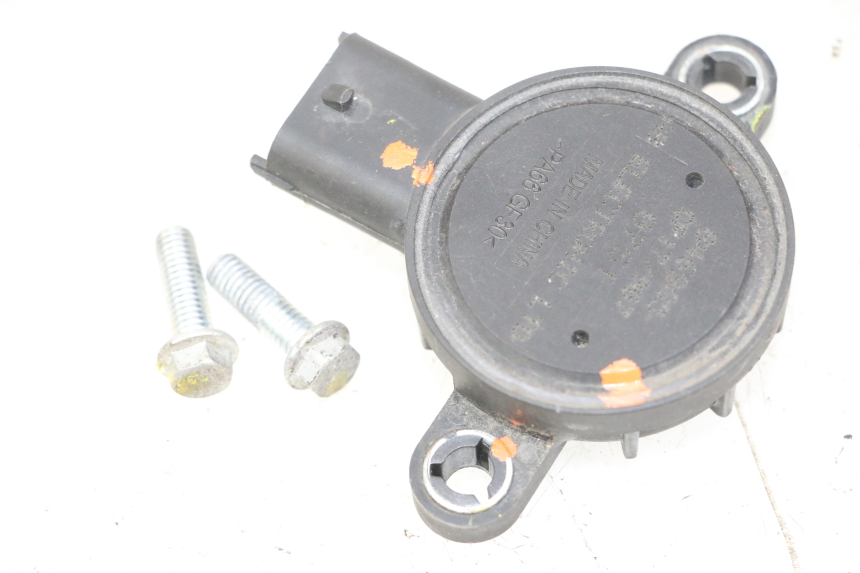 photo de SENSORE POSIZIONE ROLL LOCK PIAGGIO MP3 500 (2011 - 2015)