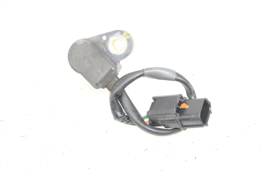 photo de SENSORE POSIZIONE ROLL LOCK PIAGGIO MP3 500 (2016 - 2018) - Primo piano tecnico