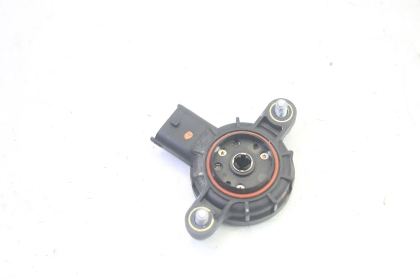 photo de SENSORE POSIZIONE ROLL LOCK PIAGGIO MP3 RL 250 (2007 - 2010) - Altra angolazione