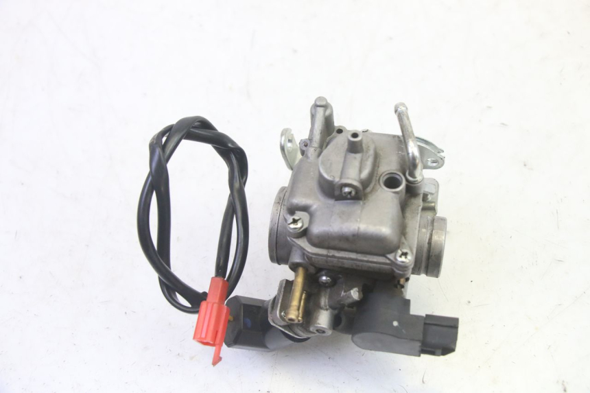 photo de CARBURATORE KYMCO AGILITY 4T 50 (2018 - 2022) - Dettagli dei punti di fissaggio