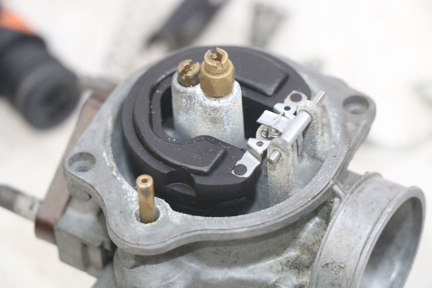 photo de CARBURATORE KYMCO AGILITY NAKED RENOUVO 2T 50 (2011 - 2018)