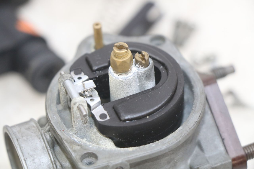 photo de CARBURATORE KYMCO AGILITY NAKED RENOUVO 2T 50 (2011 - 2018)