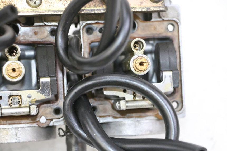 photo de CARBURATORE YAMAHA FJ 36Y 1100 (1984 - 1985)