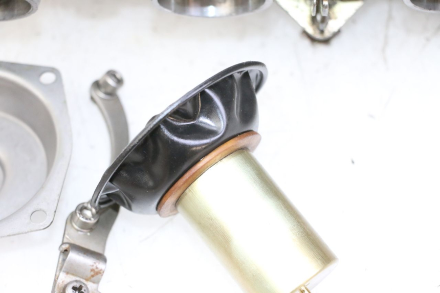 photo de CARBURATORE YAMAHA FJ 36Y 1100 (1984 - 1985)