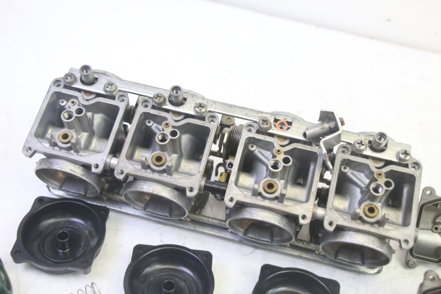 photo de CARBURATORE KAWASAKI GPZ RX 1000 (1986 - 1988) - Altra vista dell'articolo