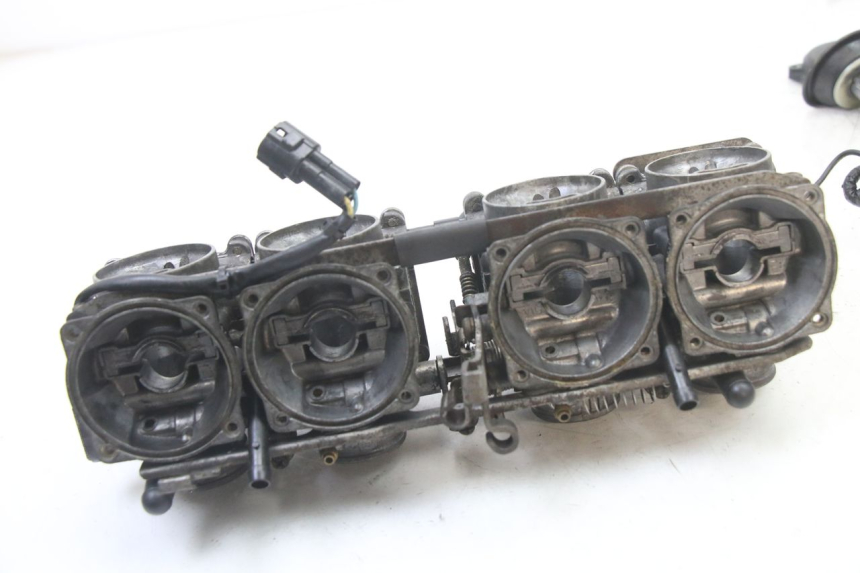 photo de CARBURATORE KAWASAKI ZR7 ZR-7 S 750 (1999 - 2004)