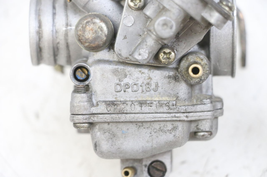photo de CARBURATORE PEUGEOT KISBEE 4T 50 (2010 - 2017) - Primo piano tecnico