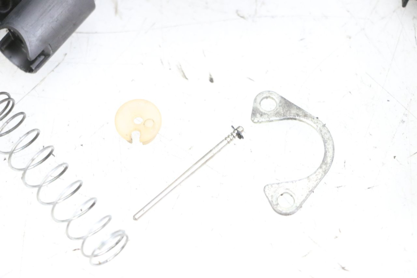 photo de CARBURATORE PIAGGIO NEW TYPHOON 50 (2018 - 2021) - Primo piano ad alta risoluzione