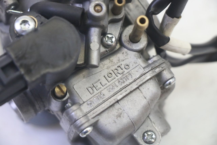 photo de CARBURATORE JM MOTORS OLDIES GT 4T 50 (2018 - 2025) - Primo piano tecnico