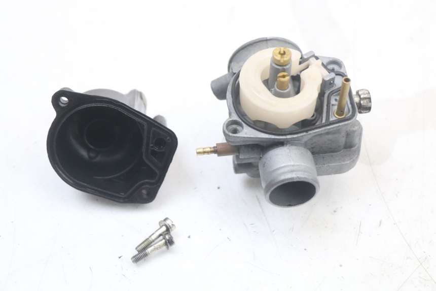 photo de CARBURATORE PEUGEOT KISBEE 2T 50 (2010 - 2017)