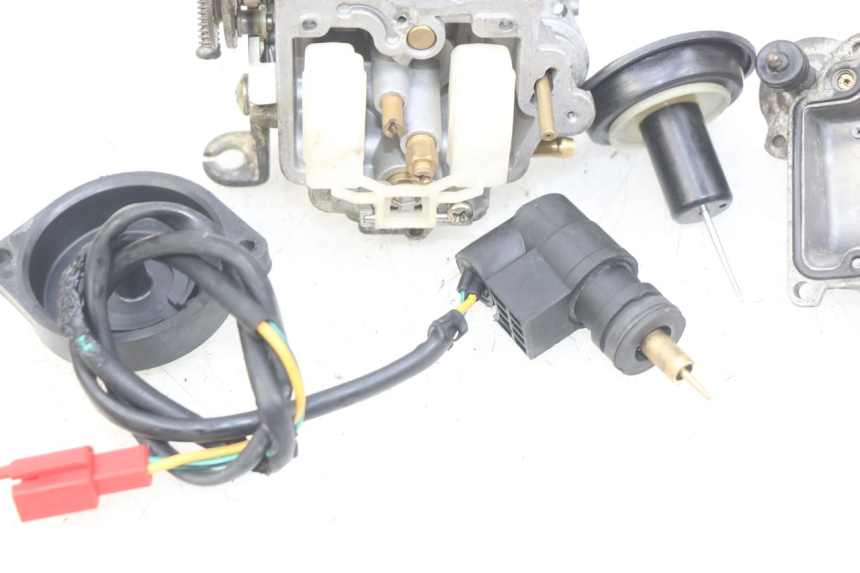 photo de CARBURATORE PEUGEOT KISBEE 4T 50 (2010 - 2017)