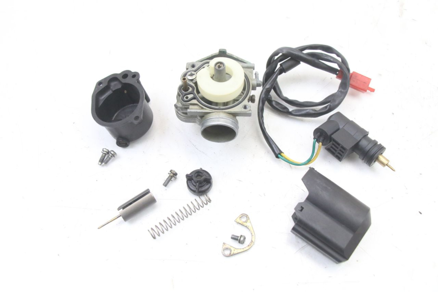 photo de CARBURATORE PEUGEOT TKR TREKKER FURIOUS 50 (2005 - 2014)