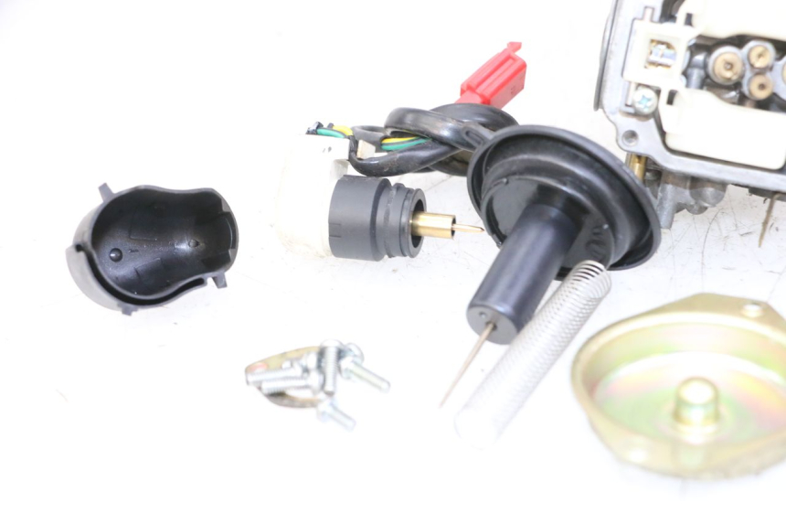 photo de CARBURATORE PEUGEOT TWEET 4T 50 (2014 - 2019)