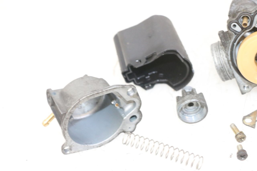 photo de CARBURATORE PEUGEOT SPEEDFIGHT 2 LC 50 (2000 - 2009)