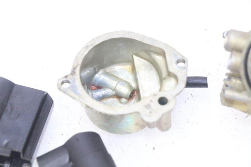 photo de CARBURATORE PEUGEOT TKR TREKKER FURIOUS 50 (2005 - 2014)