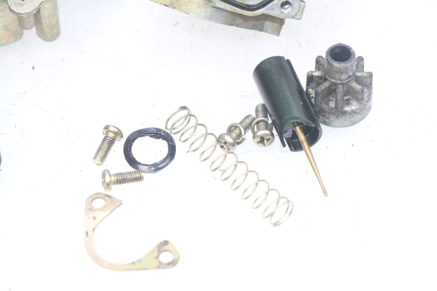 photo de CARBURATORE PEUGEOT TKR TREKKER FURIOUS 50 (2005 - 2014)