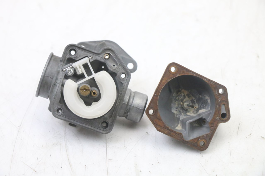 photo de CARBURATORE TNT MOTOR ROMA 10' 2T 50 (2011 - 2018)