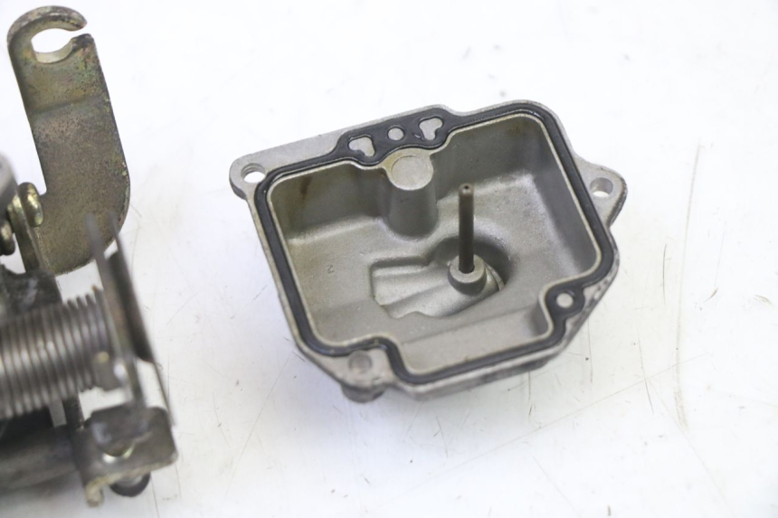 photo de CARBURATORE PEUGEOT V-CLIC VCLIC 50 (2007 - 2013)