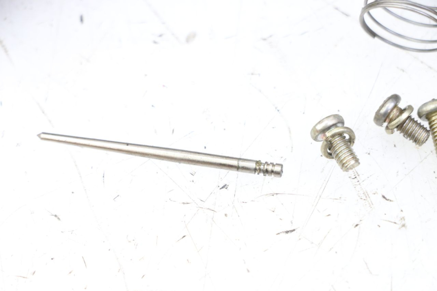 photo de CARBURATORE VONROAD YIBEN 125 (2006 - 2010) - Zoom sui componenti