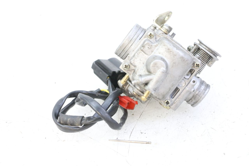 photo de CARBURATORE VONROAD YIBEN 125 (2006 - 2010) - Zoom sullo stato d'uso