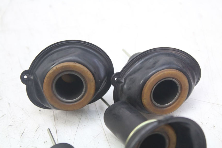 photo de CARBURATORE YAMAHA XJN DIVERSION 600 (2000 - 2003)