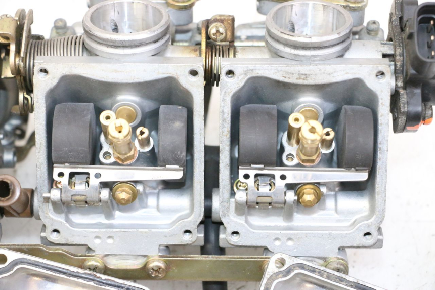 photo de CARBURATORE YAMAHA XJN DIVERSION 600 (2000 - 2003)