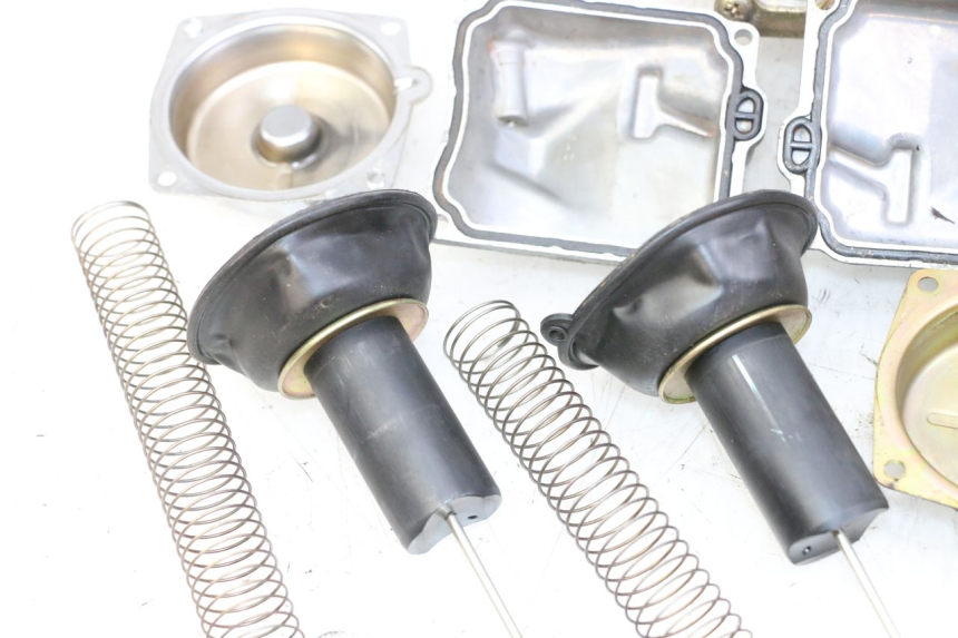 photo de CARBURATORE YAMAHA XJN DIVERSION 600 (2000 - 2003)