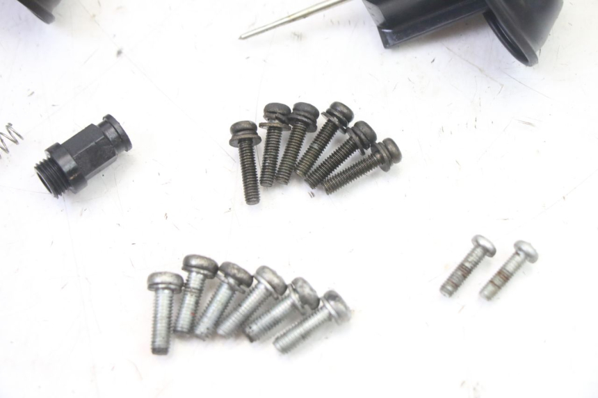 photo de CARBURATORE HONDA XLV VARADERO 125 (2000 - 2006)