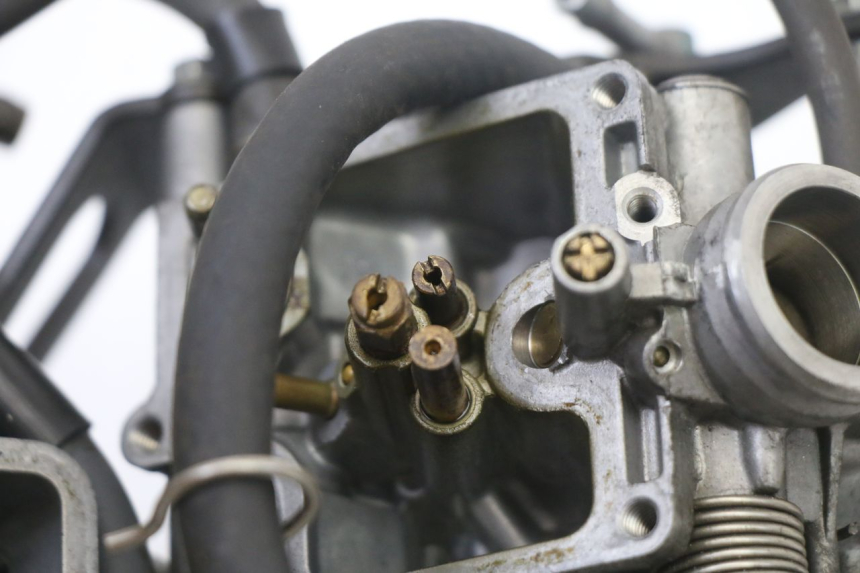 photo de CARBURATORE HONDA XLV VARADERO 125 (2000 - 2006)