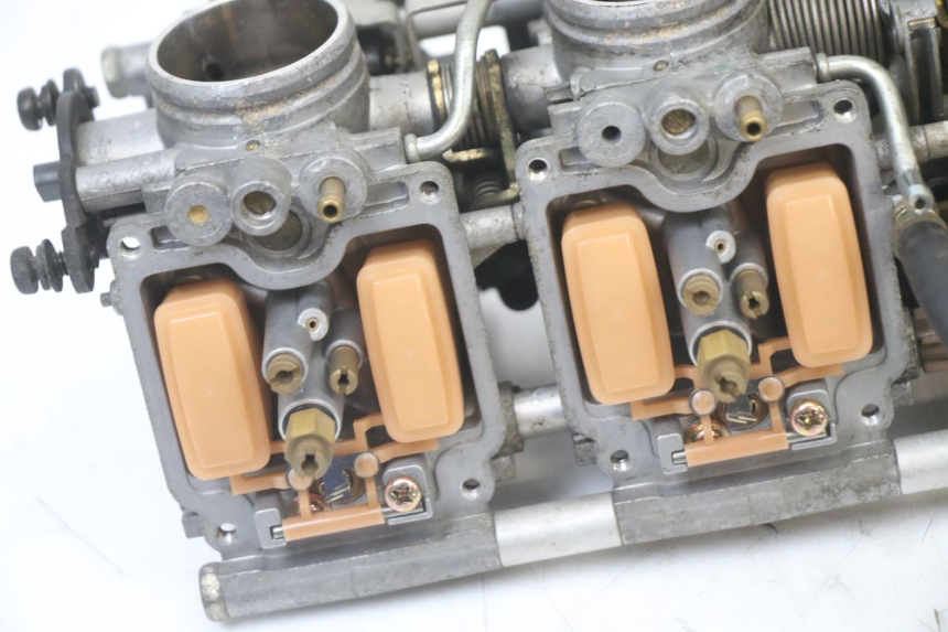 photo de CARBURATORE YAMAHA FZS FAZER 600 (2001 - 2003)