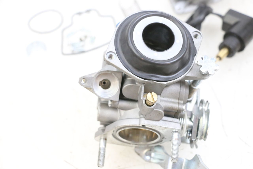 photo de CARBURATORE YAMAHA YP MAJESTY 125 (2002 - 2006) - Altra vista dell'articolo