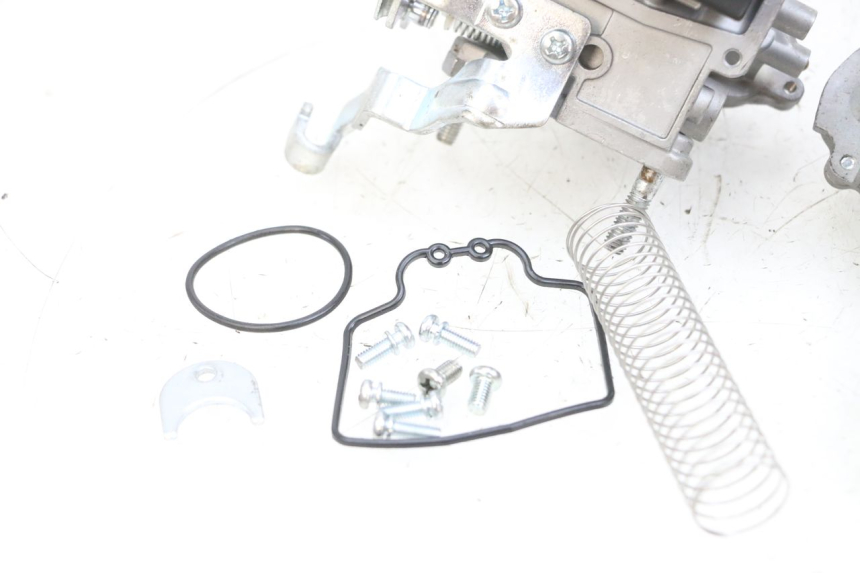 photo de CARBURATORE YAMAHA YP MAJESTY 125 (2002 - 2006) - Vista principale