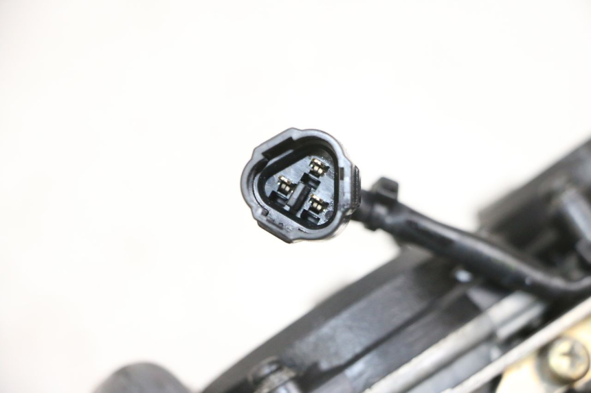 photo de CARBURATORE KAWASAKI ZR 7 750 (1999 - 2001) - Ispezione visiva dettagliata