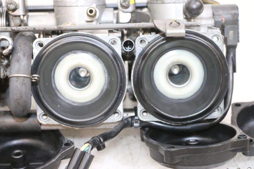 photo de CARBURATORE KAWASAKI ZR 7 750 (1999 - 2001) - Zoom qualità usato