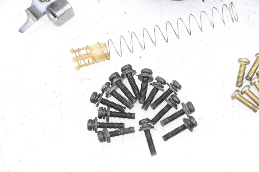 photo de CARBURATORE KAWASAKI ZR 7 750 (1999 - 2001) - Foto prodotto supplementare