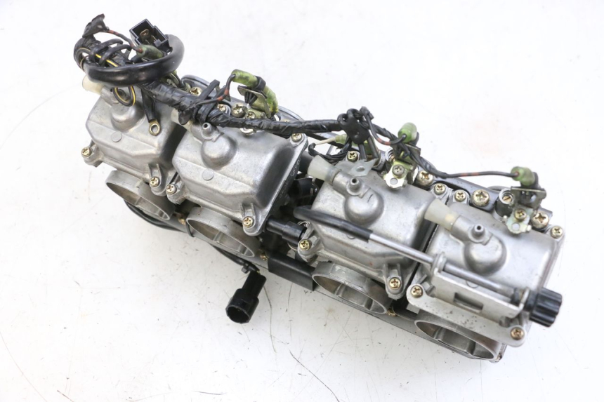 photo de CARBURATORE KAWASAKI ZR 7 750 (1999 - 2001) - Primo piano tecnico